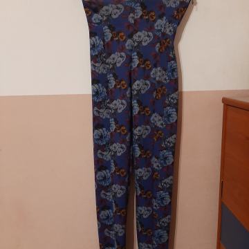 Nove ženske hlače  - špicerice Zara