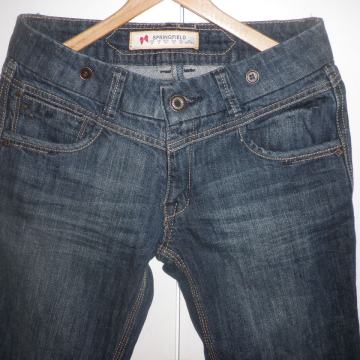 ŽENSKE HLAČE TRAPERICE 34 XS