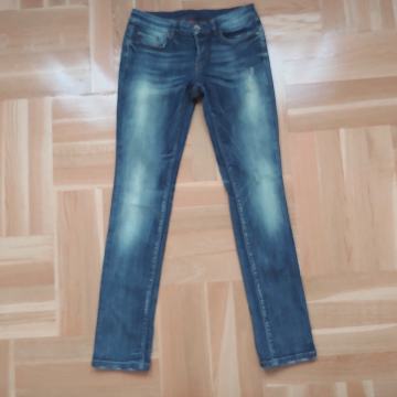 Ženske hlače, traperice, vel. 38, W28 L32