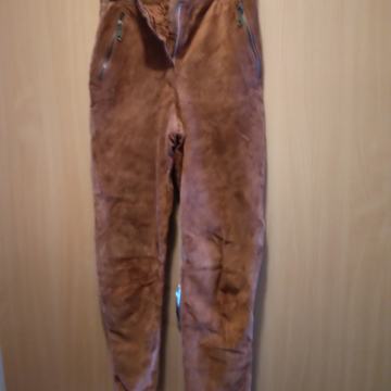 Ženske kožne hlače