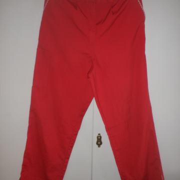 ŽENSKE LAGANE PAMUČNE HLAČE 40 M