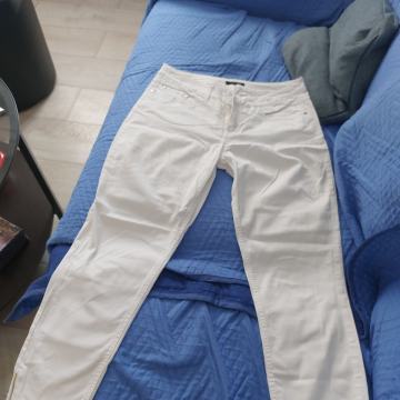 Zenske platnene hlače