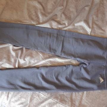 Nove ženske tajice Aeroknit Adidas