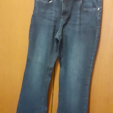 ženske traperice 40