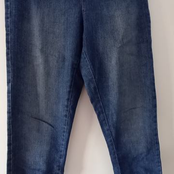 Ženske traperice C&A, vel.38