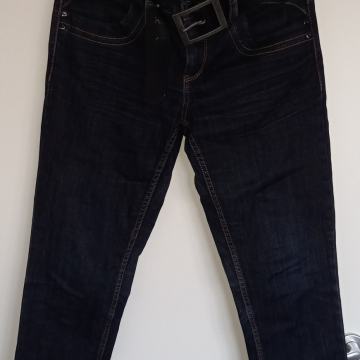 Ženske tamno plave traperice Yessica