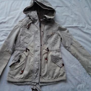 2+1 gratis!"Khujo" proljetna bež jakna / parka, kupljena u Beču, br.38
