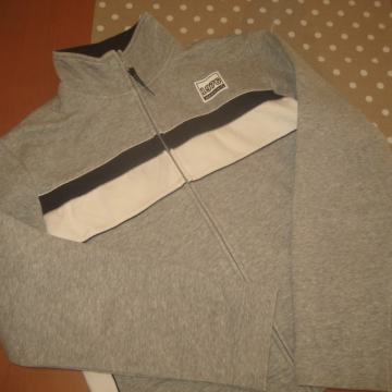 DECATHLON jakna trenirka vel.40/42