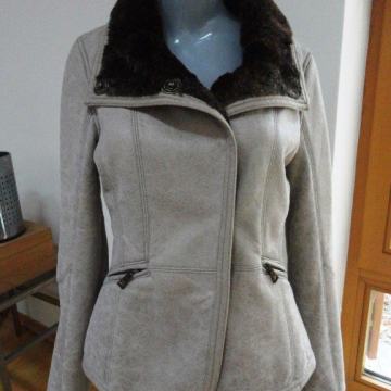 Armani Jeans - ženska kratka jakna za jesen, US 6 / 36-38