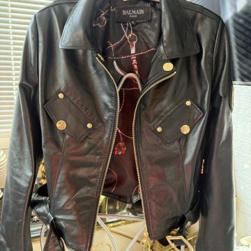 BALMAIN kozna zenska jakna