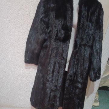 Bechtiger nova crna duza bunda 38