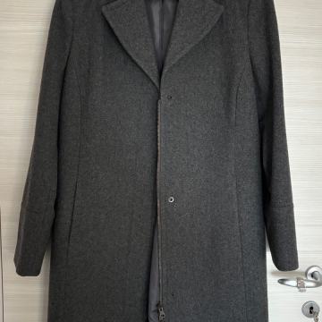 Benetton sivi vuneni kaput