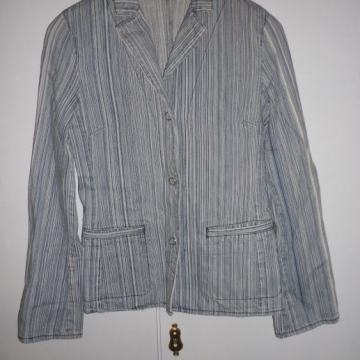 BENETTON - ŽENSKA LAGANA TRAPER JAKNA / SAKO 34 XS