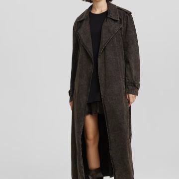 Bershka dugi smeđi traper mantil/ kaput vl.XS