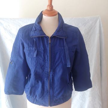 Bershka lagana kratka proljeto jesenska jakna vel. L