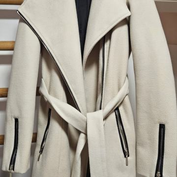 NOVI BEŽ KAPUT - 40 EURA