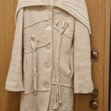 Bijeli kaputić ....Rasprodaja..