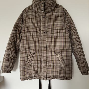 Bershka puffer jakna vl. S