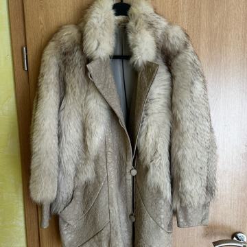 Bunda bjela lisica,kombinacija krzno i koza.