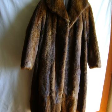 Bunda krznena ženska od BIZAMA