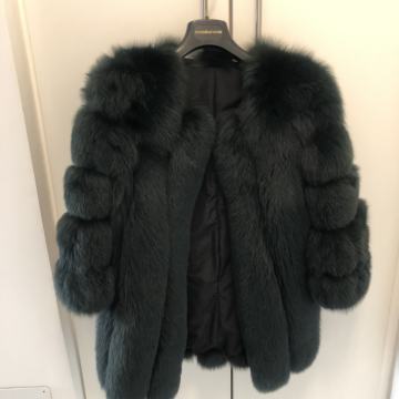 BUNDA -lisica  IZVRSNO STANJE!