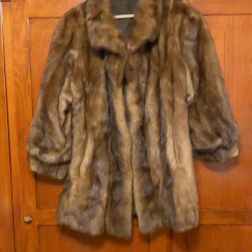 Bunda od nerca kratka-jakna