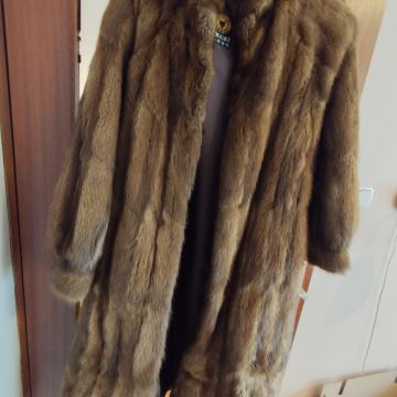 Bunda polarne lisice veličina 42/44