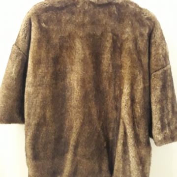 Bunda od umjetnog krzna