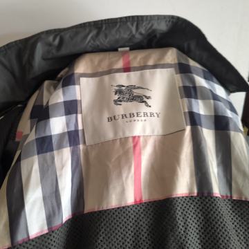 BURBERRY BALONER - vel.L
