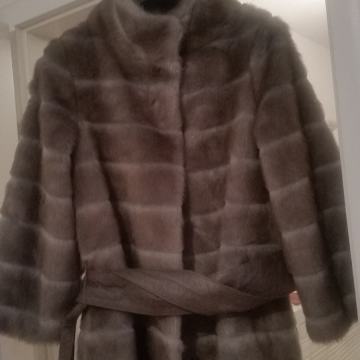 COAST! DRAGI LJUDI! TOPVRHUNSKA PRILIKA! PREDOBRA BUNDICA! TOPLA..MEKA