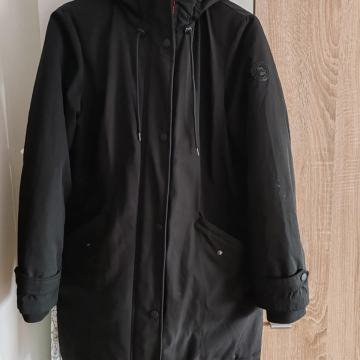 Crna zimska ženska jakna S.Oliver vel 42