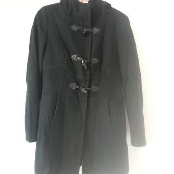 Crni kaput montgomery Benetton 36