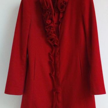 Crveni kaput sa ružama 38