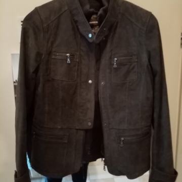 Danier br M/38-40kvalitetna ugodna i lijepa kožna jakna