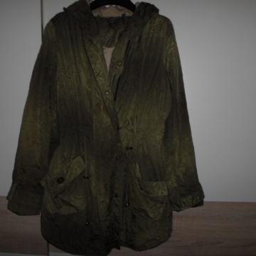 Desigual orig zelena jakna, vel.40