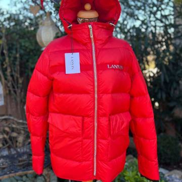 Novo! Dizajnerska perjana jakna Lanvin Originalna cijena 1.640 €.