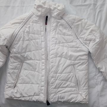 "Esprit" sport bijela zimska jakna, kupljena u Beču, br. 40
