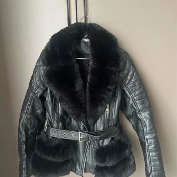 Futrovana faux fur jakna