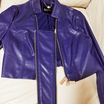 Guess kratka jaknica S