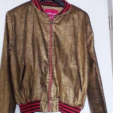 IGGY CROATIANTOPBRAND POSEBNA #đDRUGAČIJA BEDIFFERENT