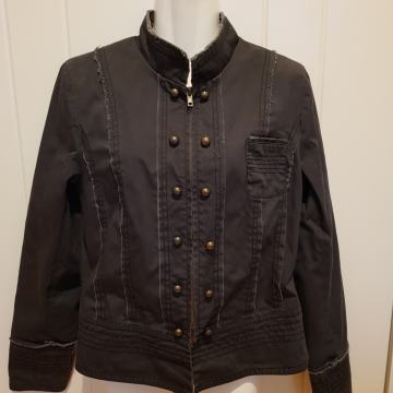 Ženska jakna Broadway (Europa 92) na kopčanje