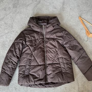 Nova jakna u čokoladno smeđoj boji