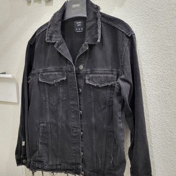 Jakna džins Bershka