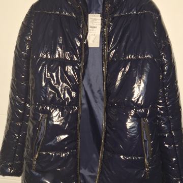 Nova jakna s etiketom, vel.36