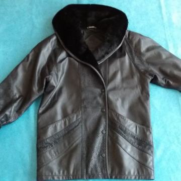 Jane Fashion kozna jakna 42/44