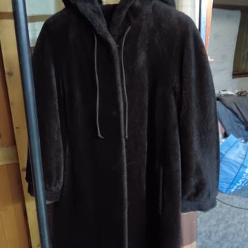 Kaput od lama moher sa kapuljačom