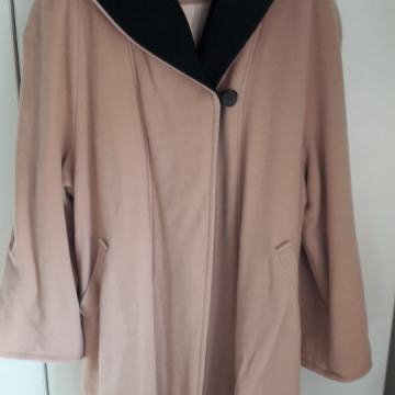 KAPUT vel. 48-50 puder roza boja