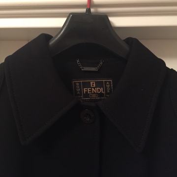 Kaput zenski FENDI vel 42