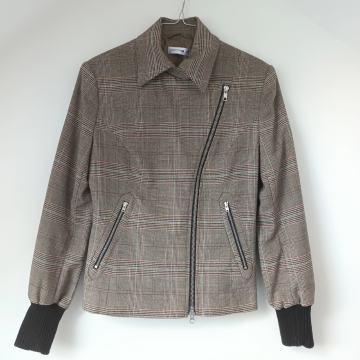 Karirana smeđa jakna Comma 34 novo