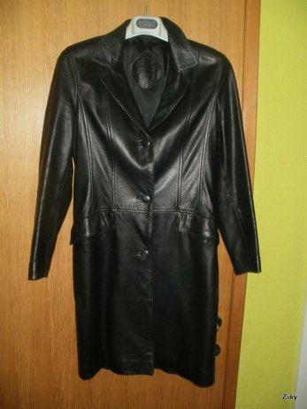 C&A kožna jakna br 42 kvalitetna i ugodna